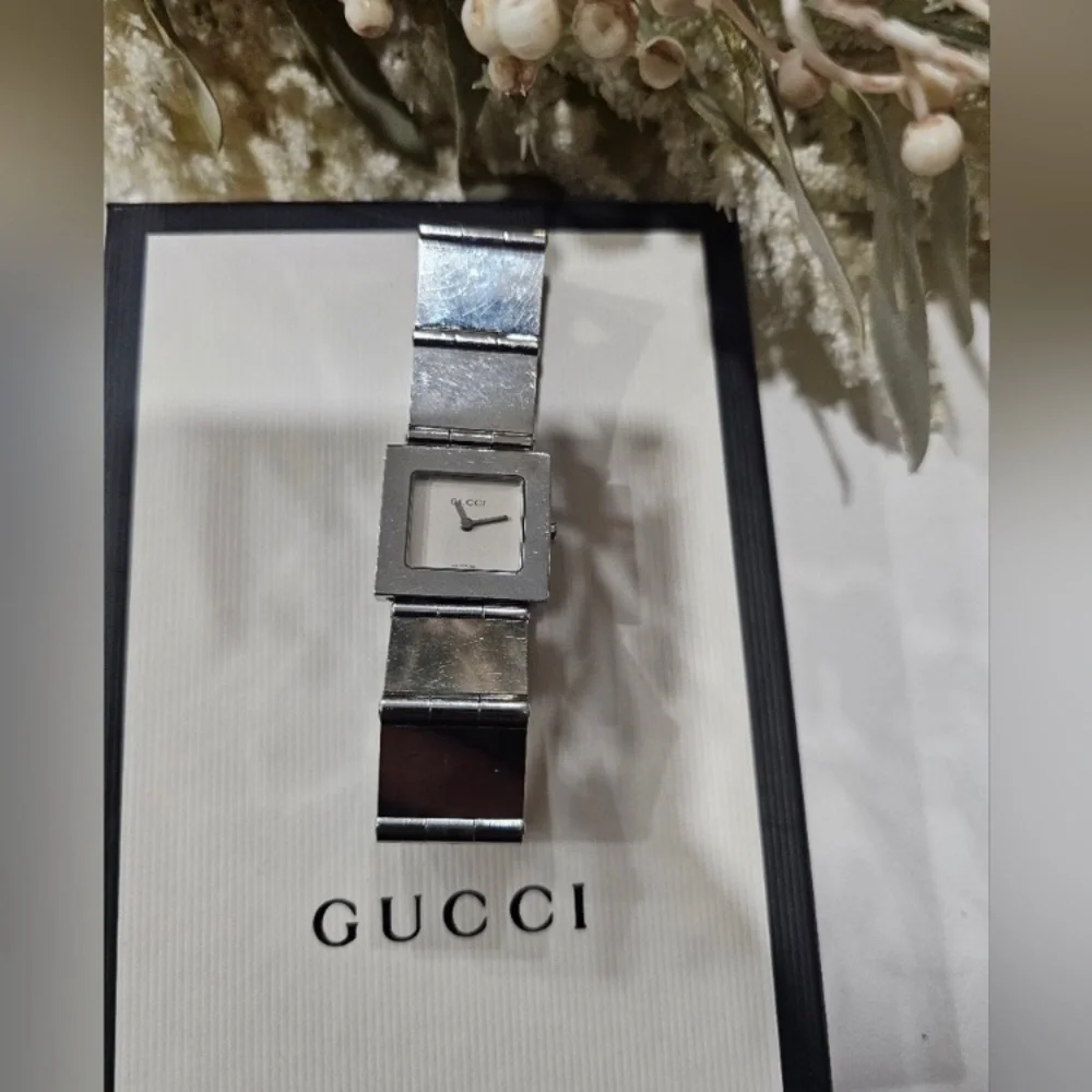 Gucci 600M Unisex Stainless Steel Watch, 20th Century